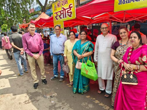 सनाढ्य ब्राह्मण समाज द्वारा भोजन का निशुल्क वितरण