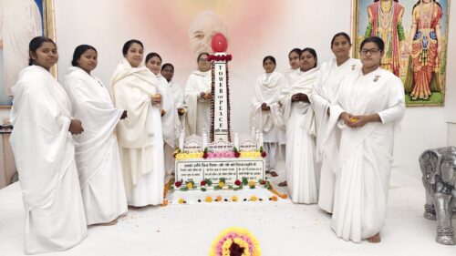 ब्रह्मा बाबा का जीवन दिव्य गुणों की जीवंत मिसाल है — बीके स्वाति दीदी