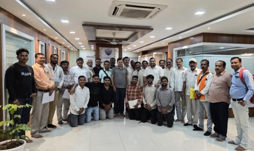 संगम की पवित्र डुबकी के बाद रामलला के चरणों में शीश नवाएंगे 1008 श्रद्धालु,पुलिस मैदान से 25 मार्च को रवाना होगी 25 एसी बस व 15 कार