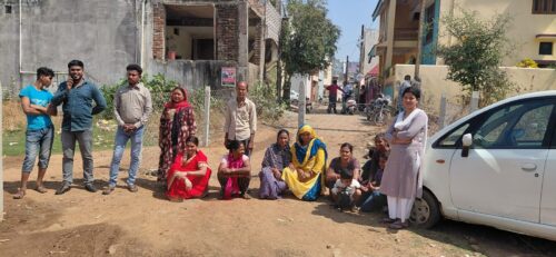 शिकायतों के ढेर पर सोया प्रशासन, रास्ता बंद—मोहल्लेवासी परेशान