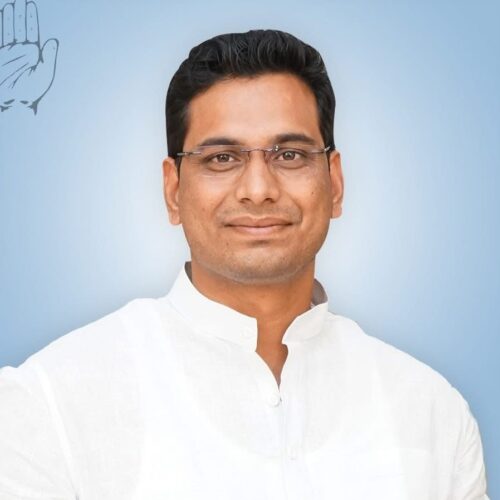 पूर्व विधानसभा अध्यक्ष धरमलाल कौशिक से मोबाइल लूट, कानून व्यवस्था पर उठे सवाल