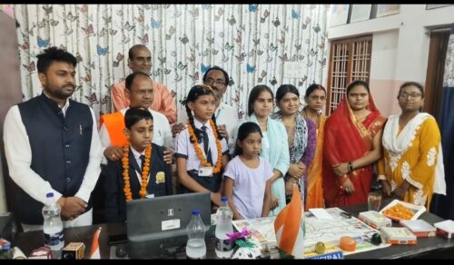 देवरी खुर्द के आर एन पब्लिक स्कूल में मेधावी विद्यार्थियों का सम्मान समारोह संपन्न,10वीं बोर्ड में 96% अंक लाकर छात्र ने किया ब्लॉक टॉप, स्कूल में जश्न का माहौल