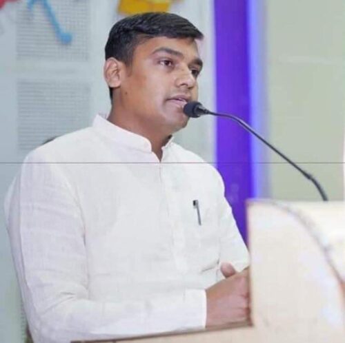 जिला शिक्षा अधिकारी का तबादला हुआ, लेकिन शिक्षा विभाग के विवादों पर संघर्ष जारी रहेगा – अंकित गौरहा