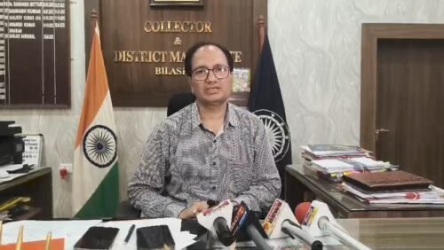 सीपत–बलौदा मार्ग पर बारिश का कहर, गड्ढों में तब्दील सड़क से कई किलोमीटर लंबा जाम……